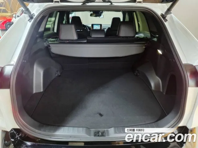 Toyota RAV4 2025 thumb 5