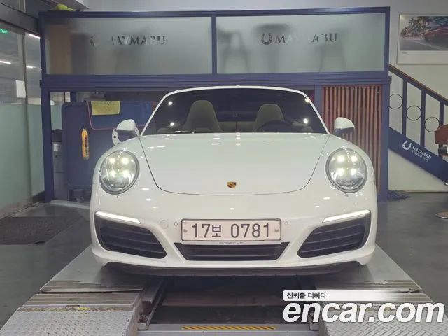 Porsche 911 2016 thumb 3