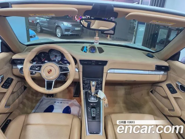 Porsche 911 2016 thumb 7