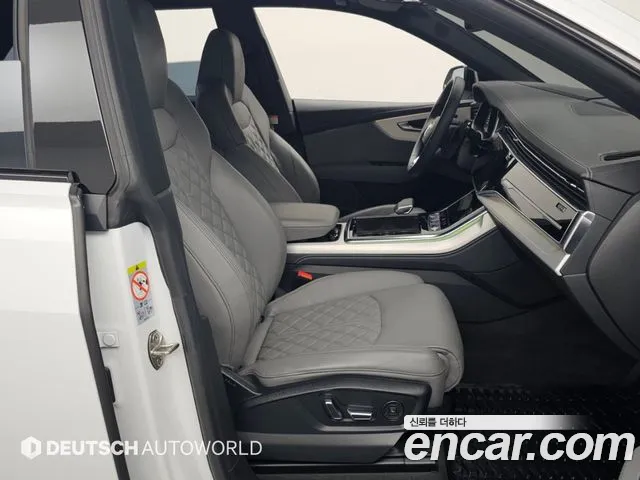 Audi Q8 2023 thumb 10