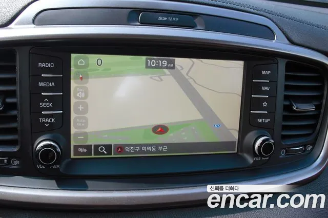 Kia Sorento 2017 thumb 10
