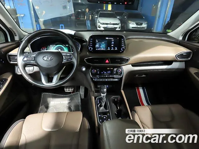 Hyundai Santa Fe 2018 thumb 5