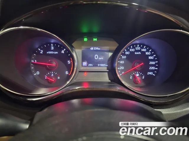 Kia Carnival 2020 thumb 8