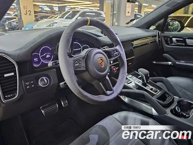 Porsche Cayenne 2022 thumb 7