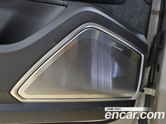 Porsche Cayenne 2022 thumb 12