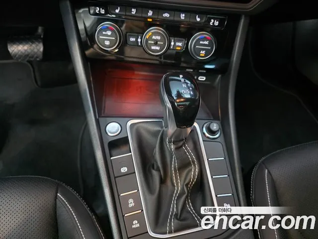 Volkswagen Jetta 2024 thumb 9