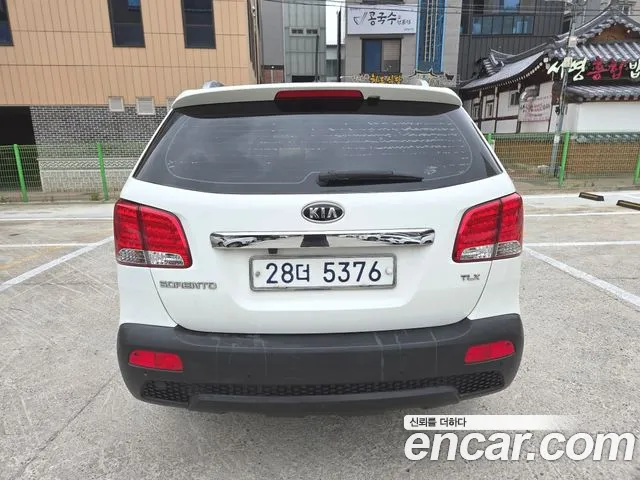 Kia Sorento 2010 thumb 5