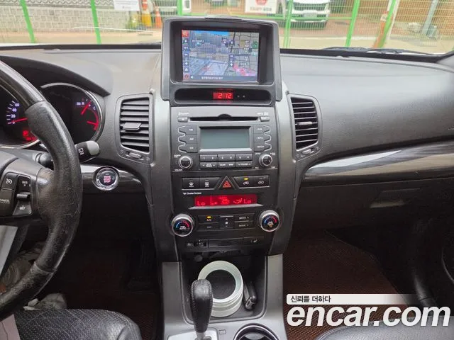 Kia Sorento 2010 thumb 10