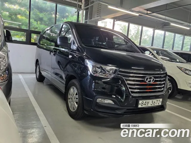 Hyundai Starex 2018 thumb 2