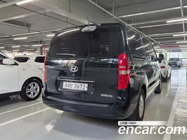 Hyundai Starex 2018 thumb 4