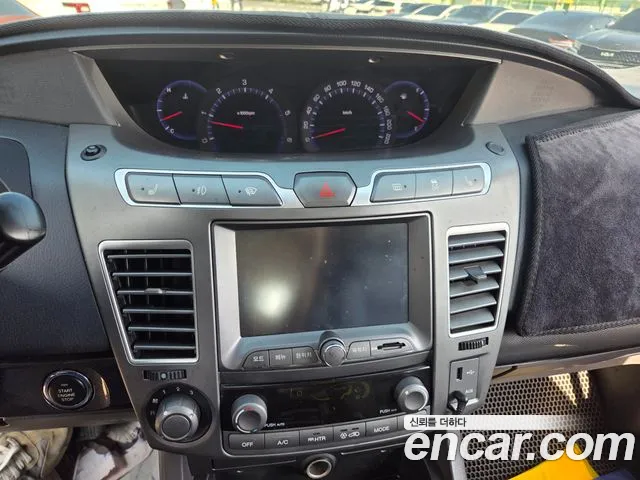 KG_Mobility_Ssangyong KORANDO 2013 thumb 9