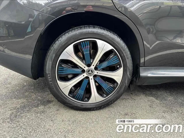 Mercedes-Benz EQC 2020 thumb 5