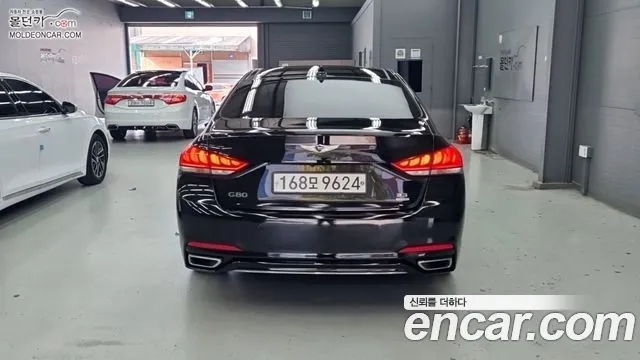 Genesis G80 2017 thumb 4