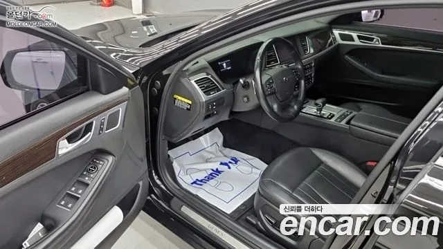 Genesis G80 2017 thumb 10
