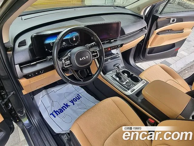 Kia Carnival 2021 thumb 6