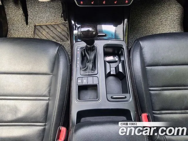 Kia Sorento 2017 thumb 9