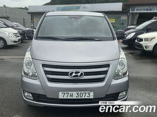 Hyundai Starex 2015 thumb 11