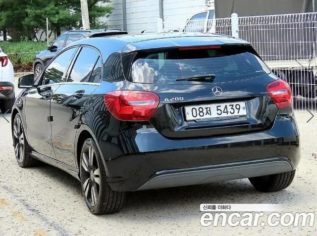 Mercedes-Benz A-Класс 2017 thumb 3