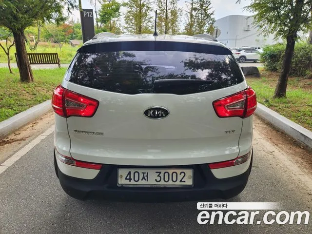 Kia Sportage 2012 thumb 5