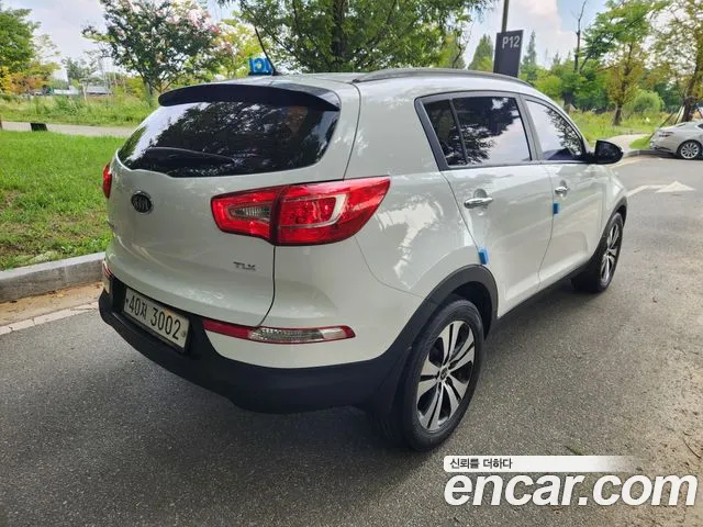 Kia Sportage 2012 thumb 6