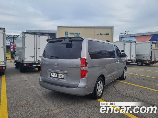 Hyundai Starex 2018 thumb 2