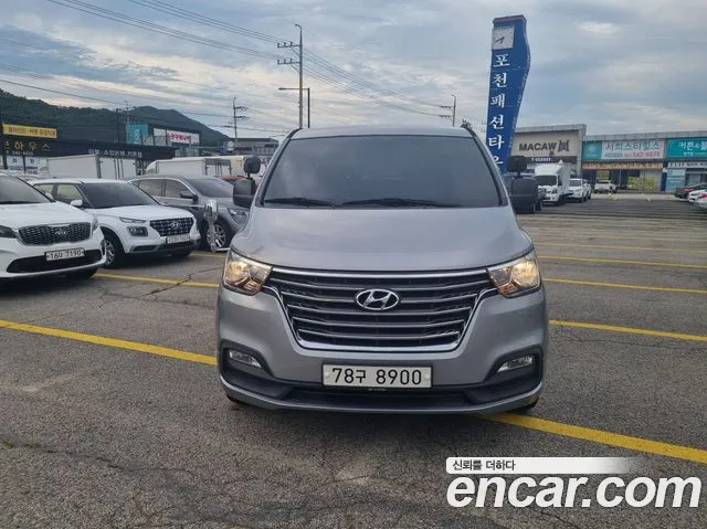 Hyundai Starex 2018 thumb 3