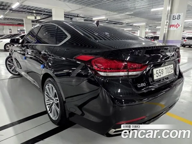 Genesis G80 2018 thumb 5