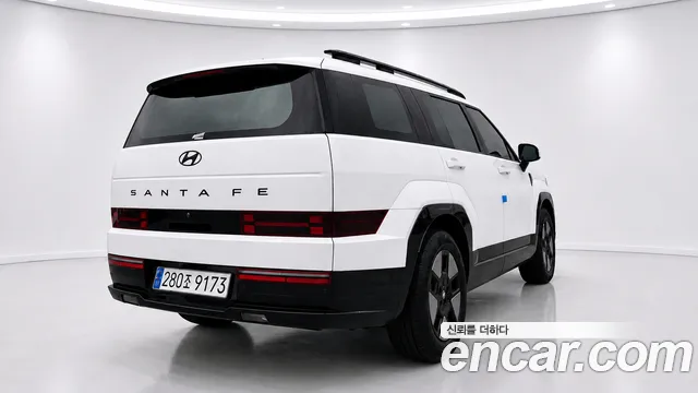 Hyundai Santa Fe 2023 thumb 4