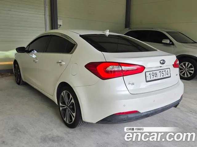 Kia K3 2013 thumb 6