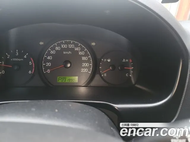 Hyundai Starex 2013 thumb 8