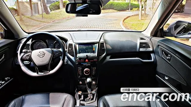 KG_Mobility_Ssangyong TIBOLI 2016 thumb 11