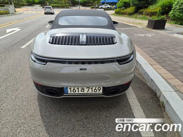 Porsche 911 2021 thumb 12