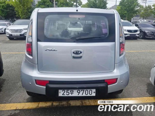 Kia Soul 2011 thumb 2