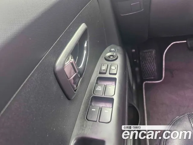 Kia Soul 2011 thumb 11