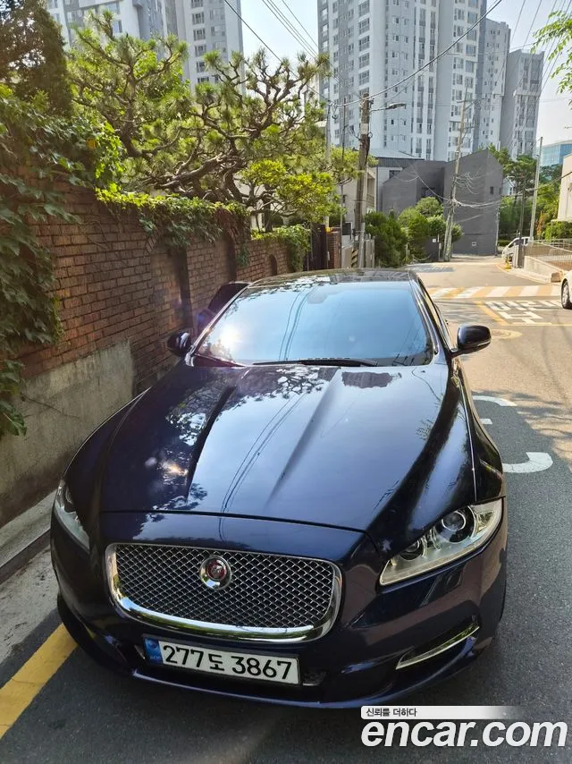 Jaguar XJ 2014 thumb 2