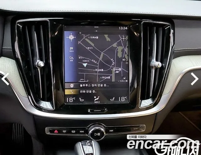 Volvo S60 2019 thumb 9
