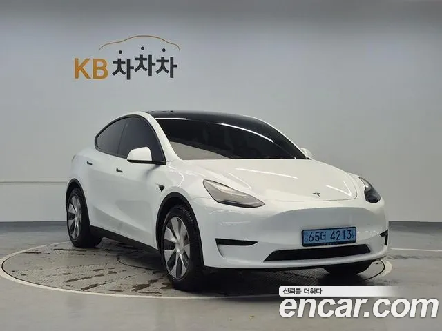 Tesla Model Y 2023 thumb 4