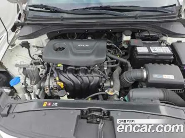 Hyundai Avante 2016 thumb 6