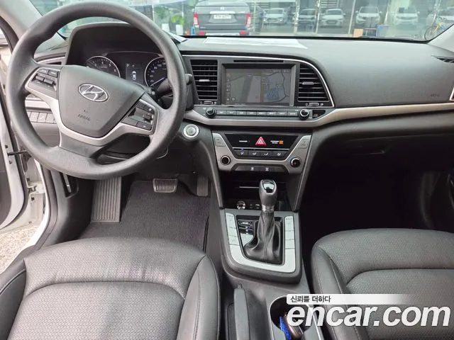 Hyundai Avante 2016 thumb 7