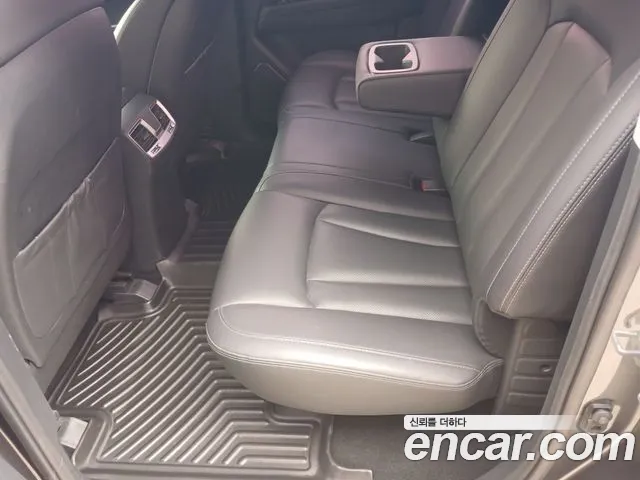 KG_Mobility_Ssangyong Rexton 2018 thumb 8