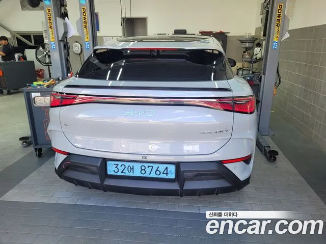 BYD Sealion 7 2025 thumb 2