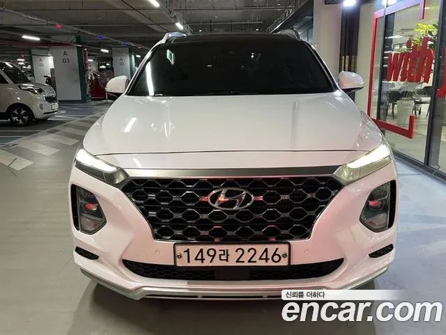 Hyundai Santa Fe 2018 thumb 2