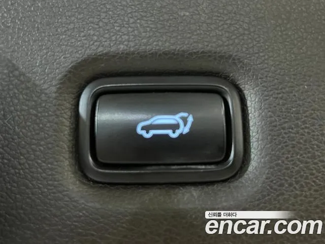 Hyundai Santa Fe 2018 thumb 7