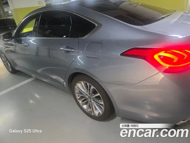 Hyundai Genesis 2015 thumb 2