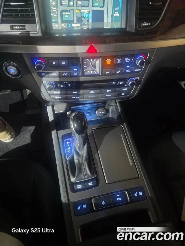 Hyundai Genesis 2015 thumb 8