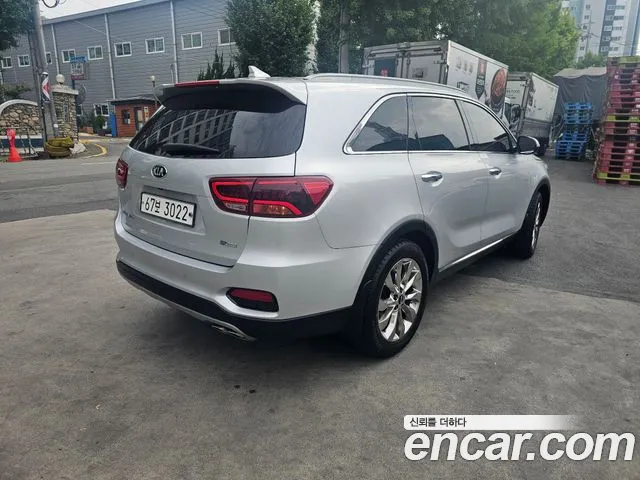 Kia Sorento 2018 thumb 4