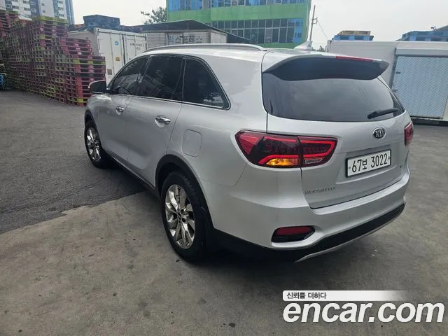 Kia Sorento 2018 thumb 5