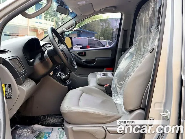 Hyundai Starex 2016 thumb 5
