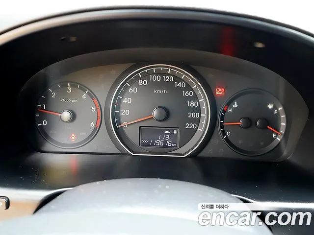 Hyundai Starex 2016 thumb 6