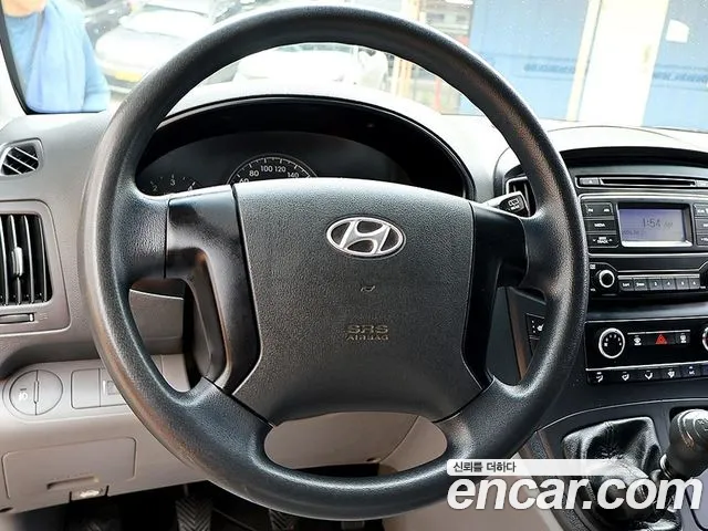 Hyundai Starex 2016 thumb 8